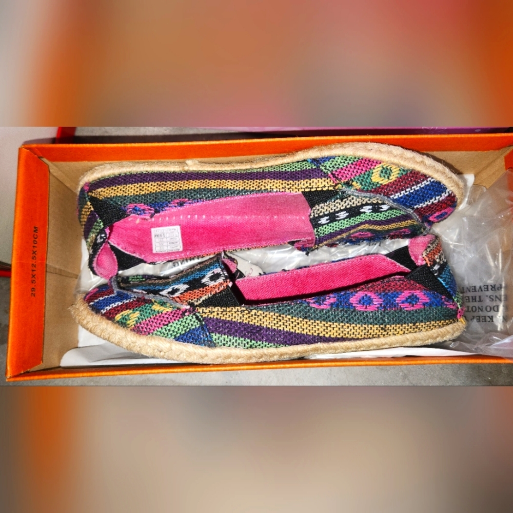 Rocket Dog multi colored espadrilles. New.